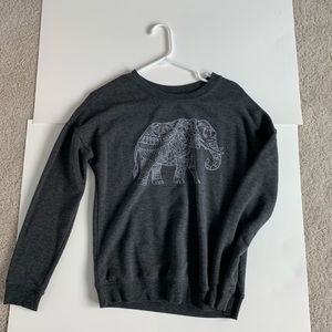 crew neck elephant sweatshirt
